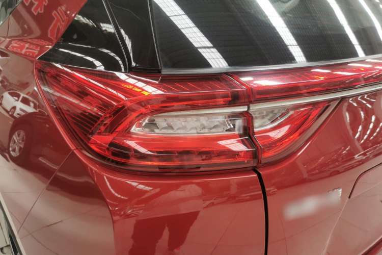 Used Hongqi E-HS3 2019 Zhilian Qiling 4x4 Edition Left Rear Taillight