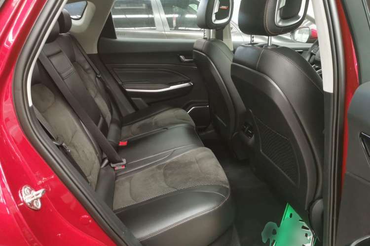 Used Hongqi E-HS3 2019 Zhilian Qiling 4x4 Edition Right Rear Seat