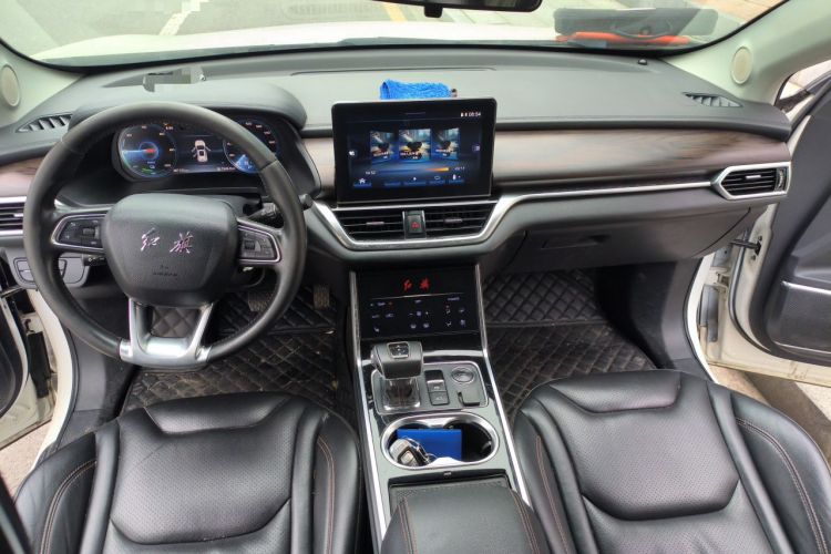 Used Hongqi E-HS3 2019 Zhilian Qiyue Two-Wheel Drive Version Center Console