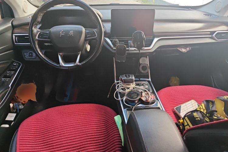 Used Hongqi E-HS3 2019 Zhilian Qiyue Two-Wheel Drive Version Center Console