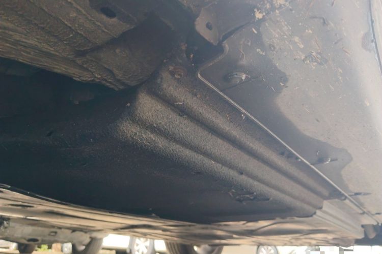 Used Hongqi E-HS3 2019 Zhilian Qiyue Two-Wheel Drive Version Chassis Front Left