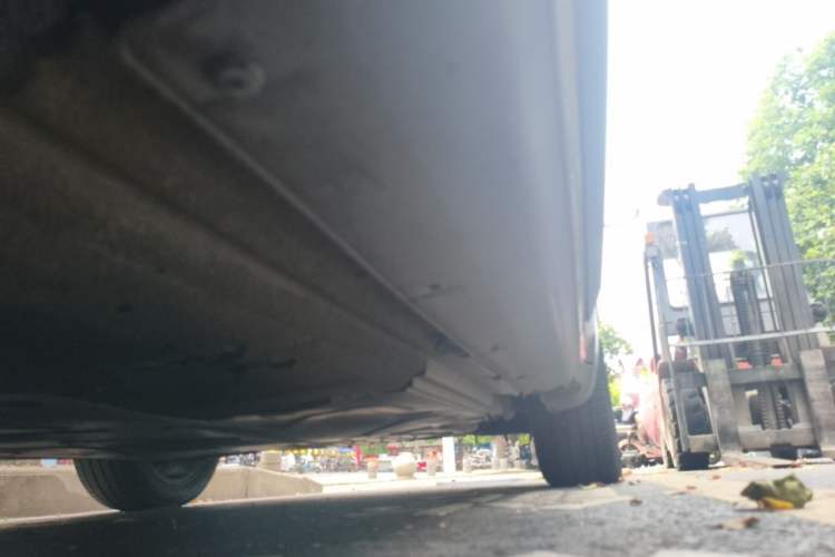 Used Hongqi E-HS3 2019 Zhilian Qiyue Two-Wheel Drive Version Chassis Front Left