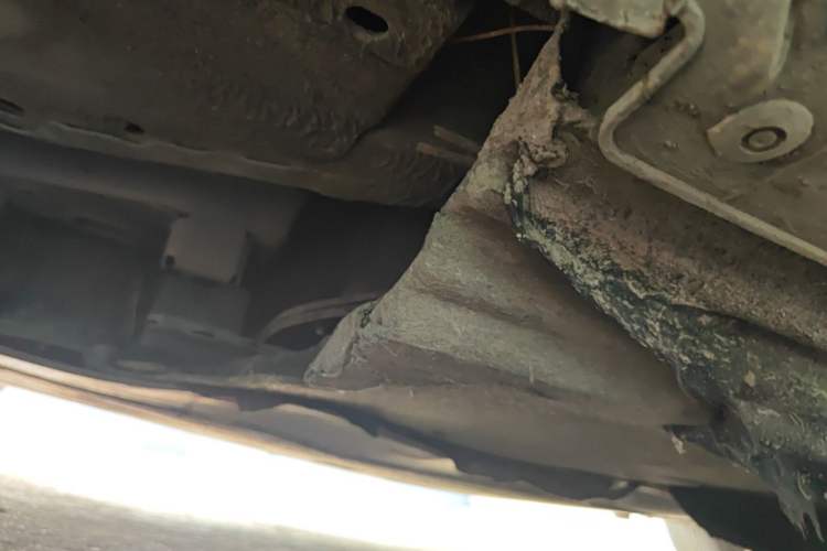 Used Hongqi E-HS3 2019 Zhilian Qiyue Two-Wheel Drive Version Chassis Front Left