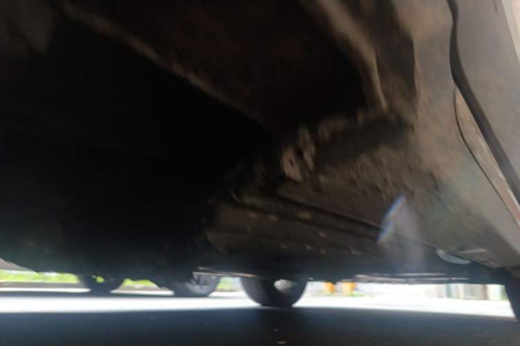 Used Hongqi E-HS3 2019 Zhilian Qiyue Two-Wheel Drive Version Chassis Front Left