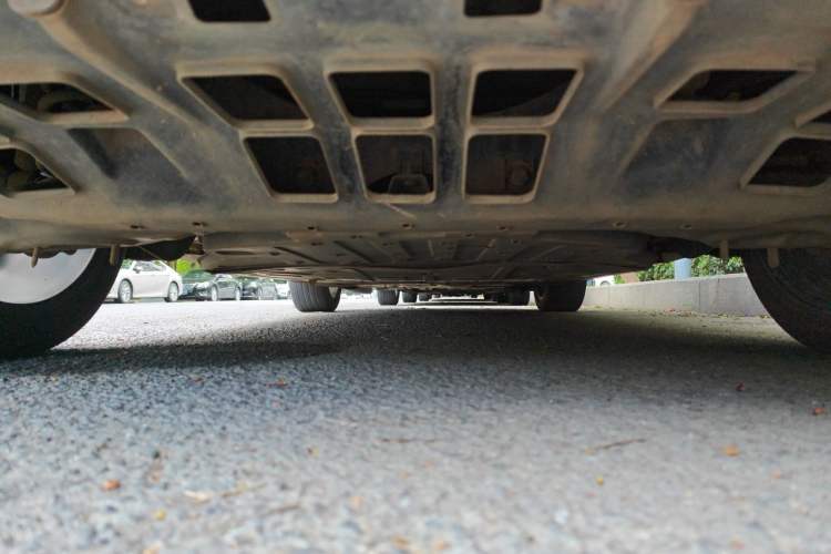 Used Hongqi E-HS3 2019 Zhilian Qiyue Two-Wheel Drive Version Chassis Rear