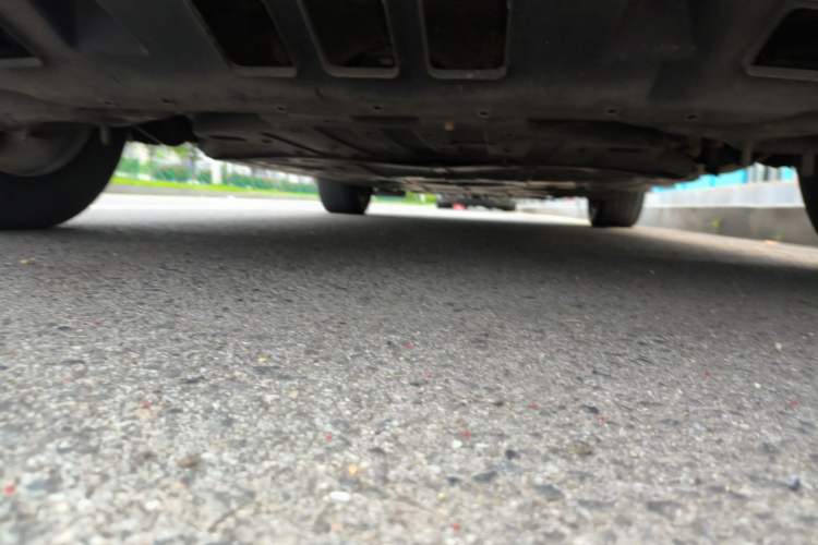 Used Hongqi E-HS3 2019 Zhilian Qiyue Two-Wheel Drive Version Chassis Rear