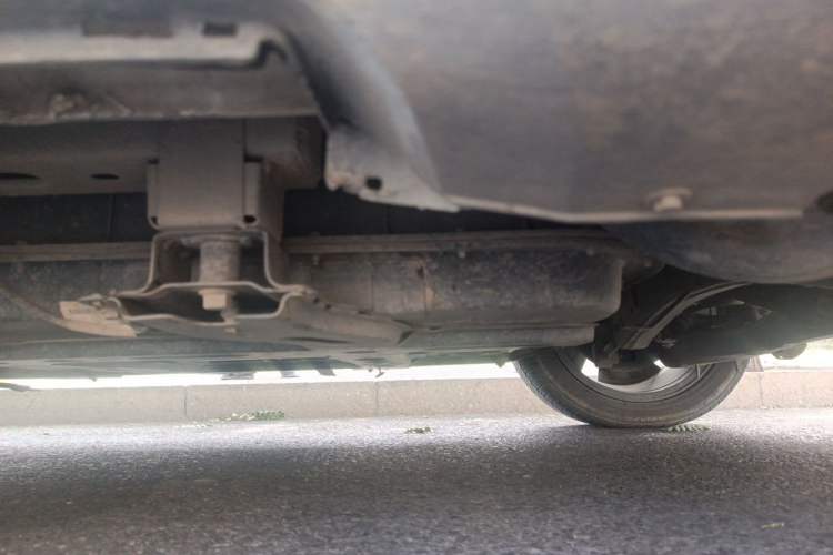 Used Hongqi E-HS3 2019 Zhilian Qiyue Two-Wheel Drive Version Chassis Rear Left