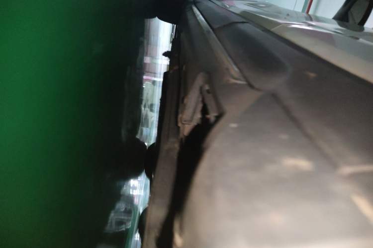 Used Hongqi E-HS3 2019 Zhilian Qiyue Two-Wheel Drive Version Chassis Rear Left