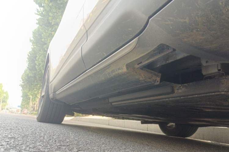 Used Hongqi E-HS3 2019 Zhilian Qiyue Two-Wheel Drive Version Chassis Rear Left