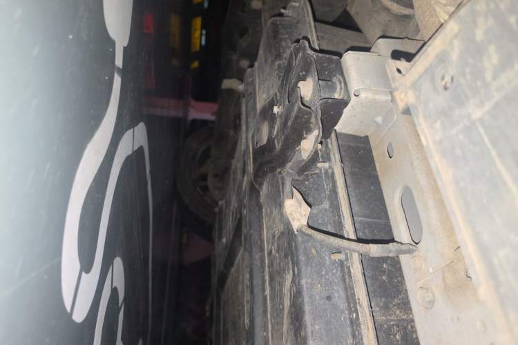 Used Hongqi E-HS3 2019 Zhilian Qiyue Two-Wheel Drive Version Chassis Rear Right