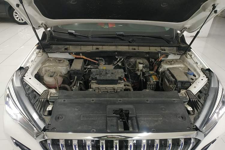 Used Hongqi E-HS3 2019 Zhilian Qiyue Two-Wheel Drive Version Engine Bay