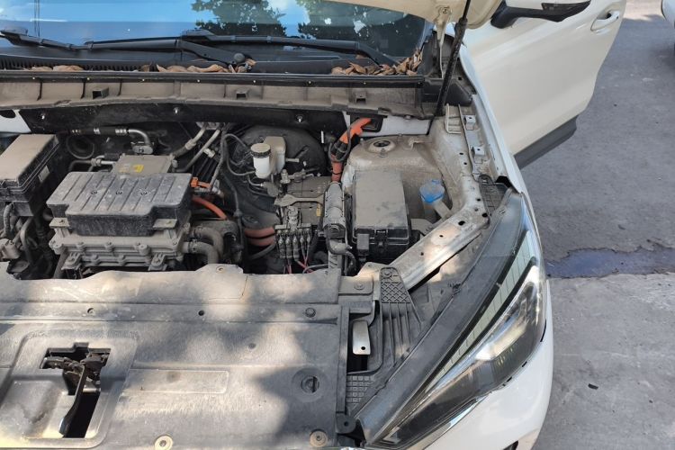 Used Hongqi E-HS3 2019 Zhilian Qiyue Two-Wheel Drive Version Engine Bay Left
