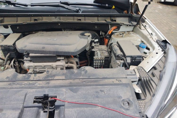 Used Hongqi E-HS3 2019 Zhilian Qiyue Two-Wheel Drive Version Engine Bay Left