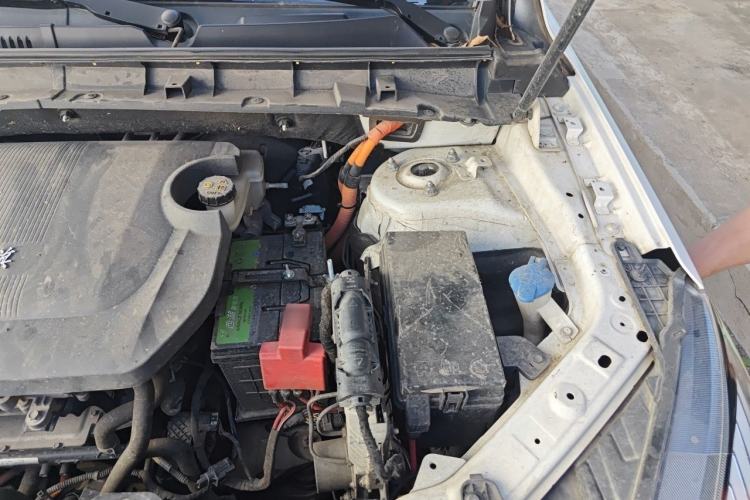 Used Hongqi E-HS3 2019 Zhilian Qiyue Two-Wheel Drive Version Engine Bay Left
