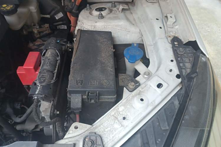 Used Hongqi E-HS3 2019 Zhilian Qiyue Two-Wheel Drive Version Engine Bay Left