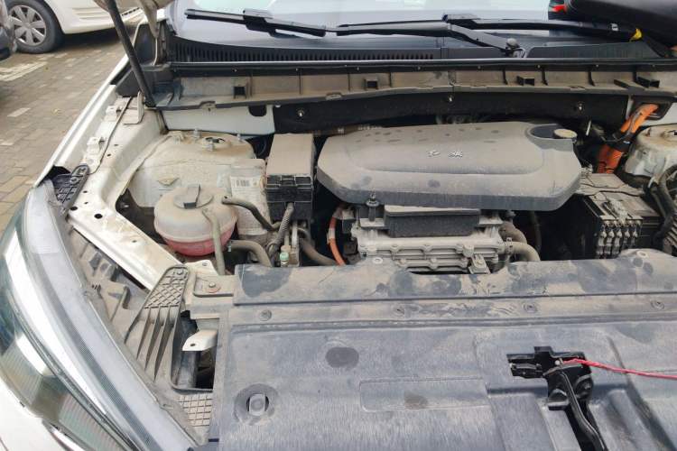 Used Hongqi E-HS3 2019 Zhilian Qiyue Two-Wheel Drive Version Engine Bay Right
