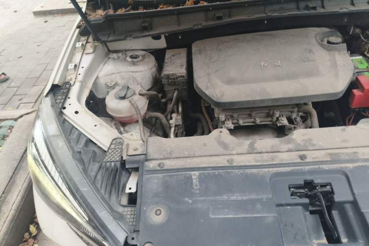 Used Hongqi E-HS3 2019 Zhilian Qiyue Two-Wheel Drive Version Engine Bay Right