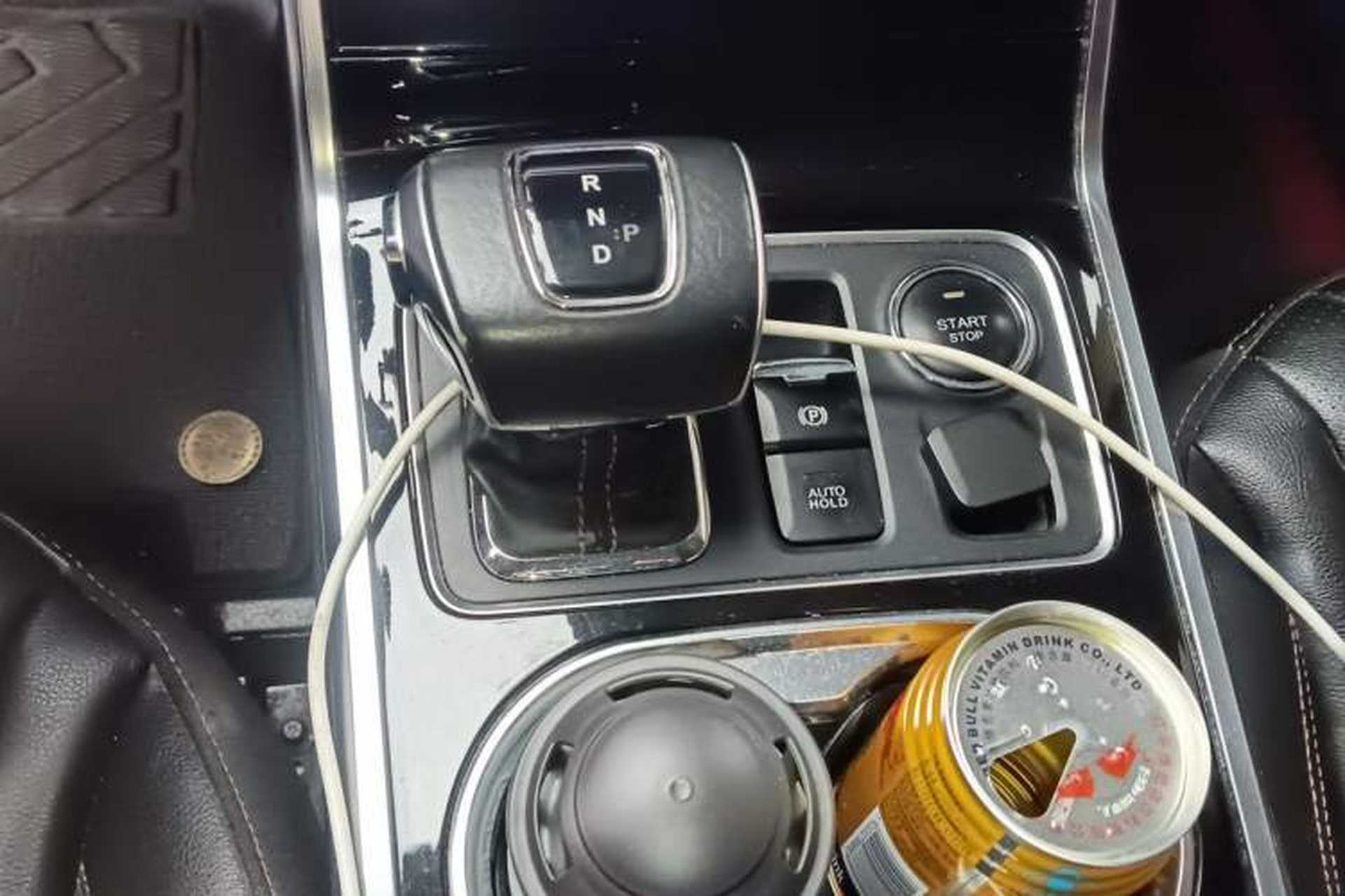 Used Hongqi E-HS3 2019 Zhilian Qiyue Two-Wheel Drive Version Gear Lever