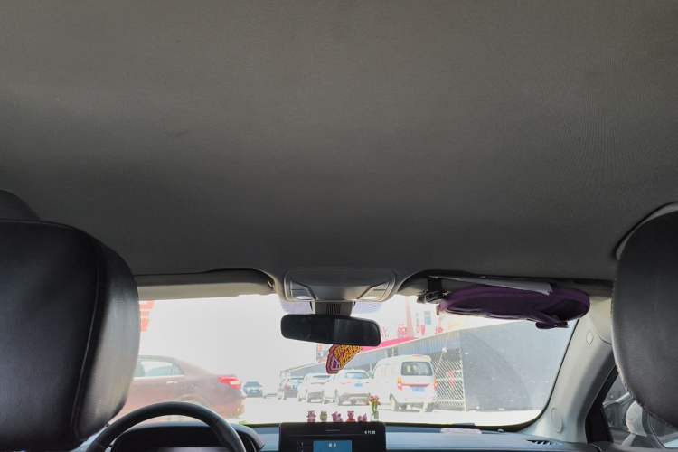 Used Hongqi E-HS3 2019 Zhilian Qiyue Two-Wheel Drive Version Headliner