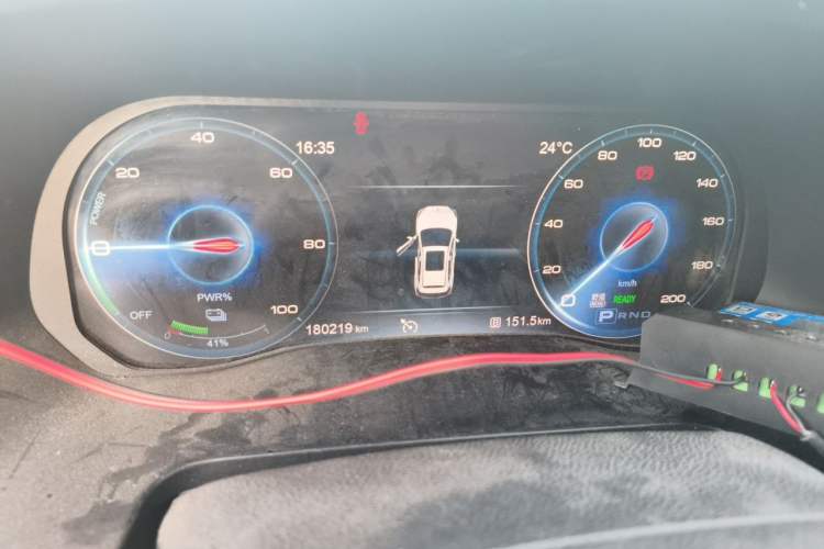 Used Hongqi E-HS3 2019 Zhilian Qiyue Two-Wheel Drive Version Instrument Cluster
