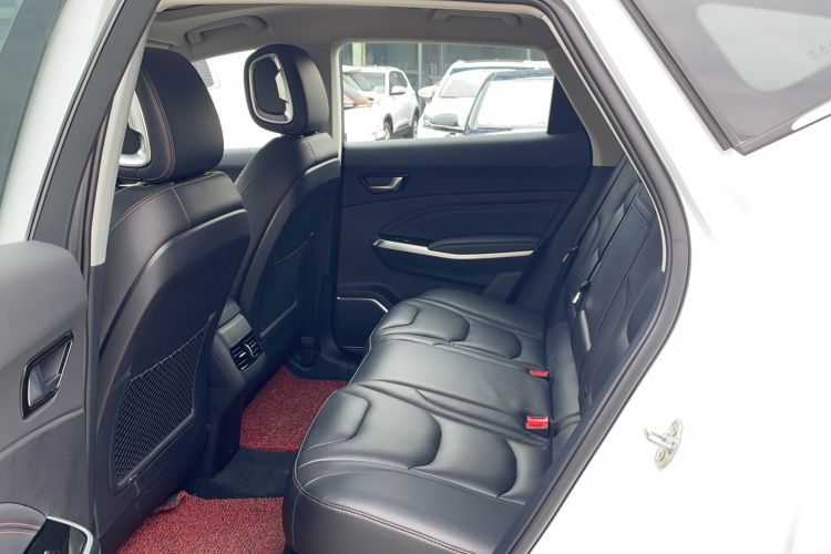 Used Hongqi E-HS3 2019 Zhilian Qiyue Two-Wheel Drive Version Interior 2