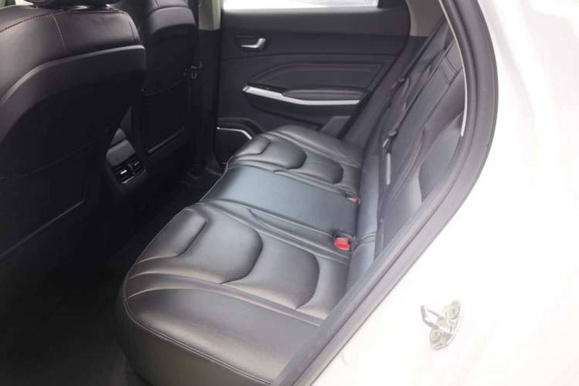 Used Hongqi E-HS3 2019 Zhilian Qiyue Two-Wheel Drive Version Interior 3