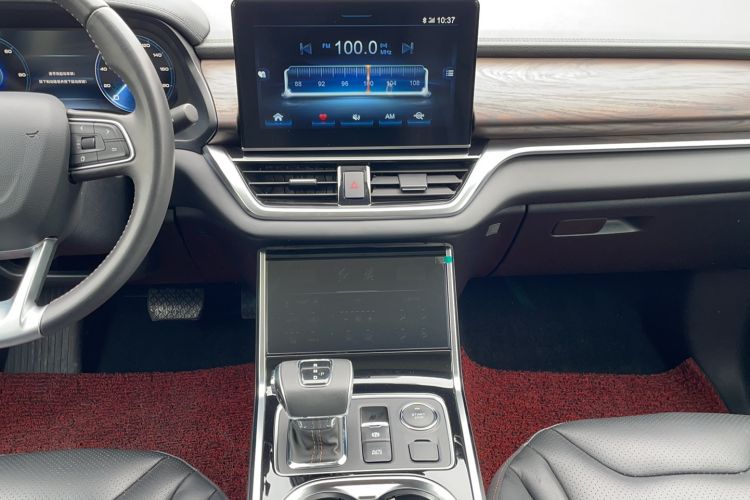 Used Hongqi E-HS3 2019 Zhilian Qiyue Two-Wheel Drive Version Interior 4