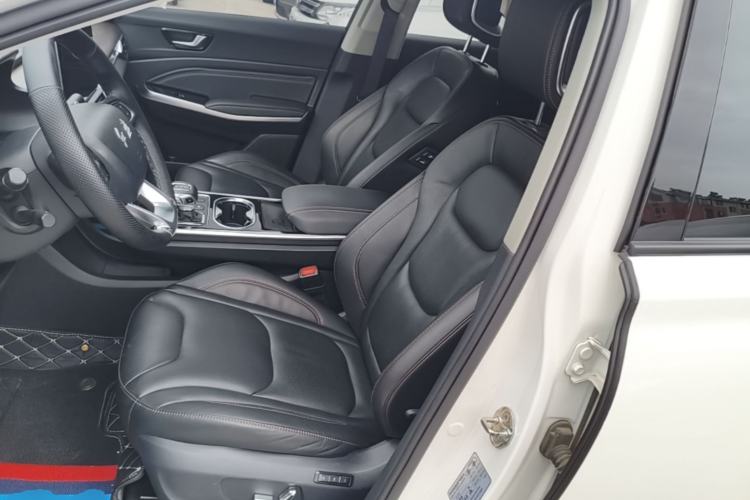 Used Hongqi E-HS3 2019 Zhilian Qiyue Two-Wheel Drive Version Left Front Seat