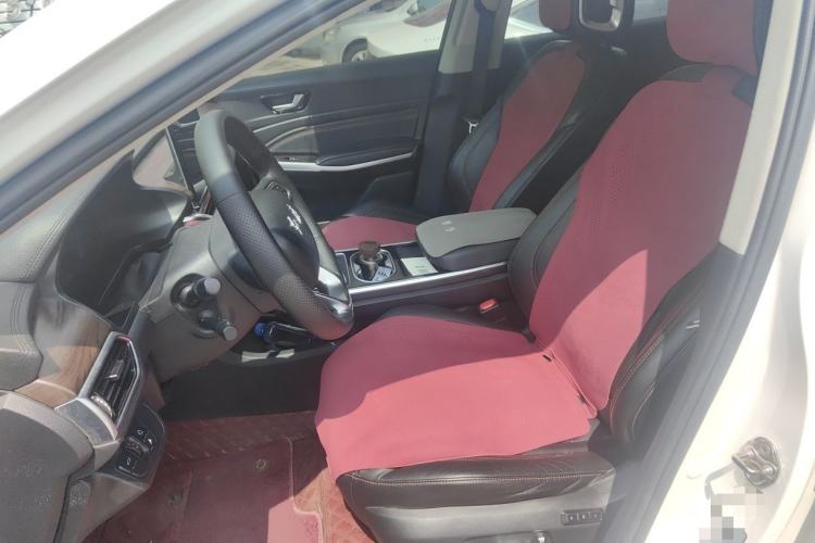 Used Hongqi E-HS3 2019 Zhilian Qiyue Two-Wheel Drive Version Left Front Seat