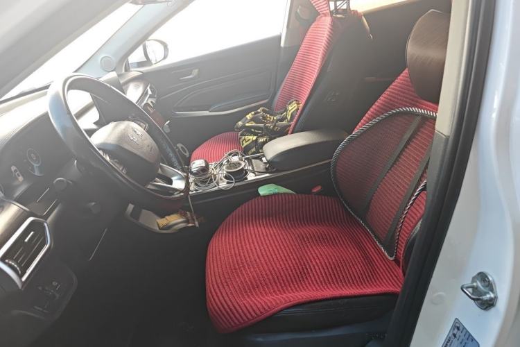 Used Hongqi E-HS3 2019 Zhilian Qiyue Two-Wheel Drive Version Left Front Seat