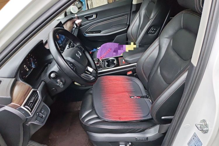 Used Hongqi E-HS3  Left Front Seat