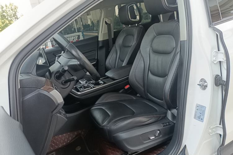 Used Hongqi E-HS3 2019 Zhilian Qiyue Two-Wheel Drive Version Left Front Seat