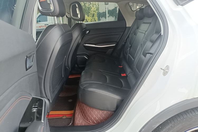 Used Hongqi E-HS3 2019 Zhilian Qiyue Two-Wheel Drive Version Left Rear Seat