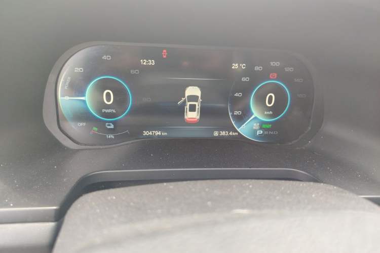 Used Hongqi E-HS3 2019 Zhilian Qiyue Two-Wheel Drive Version Odometer Close Up