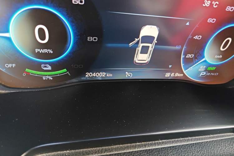 Used Hongqi E-HS3 2019 Zhilian Qiyue Two-Wheel Drive Version Odometer Close Up