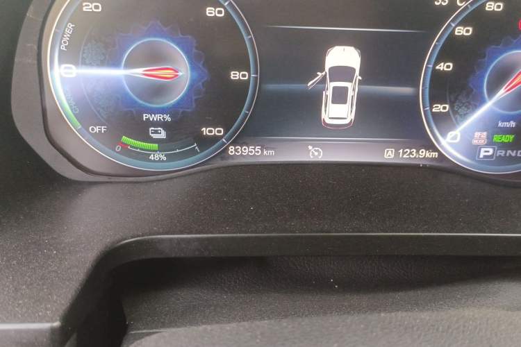 Used Hongqi E-HS3 2019 Zhilian Qiyue Two-Wheel Drive Version Odometer Close Up