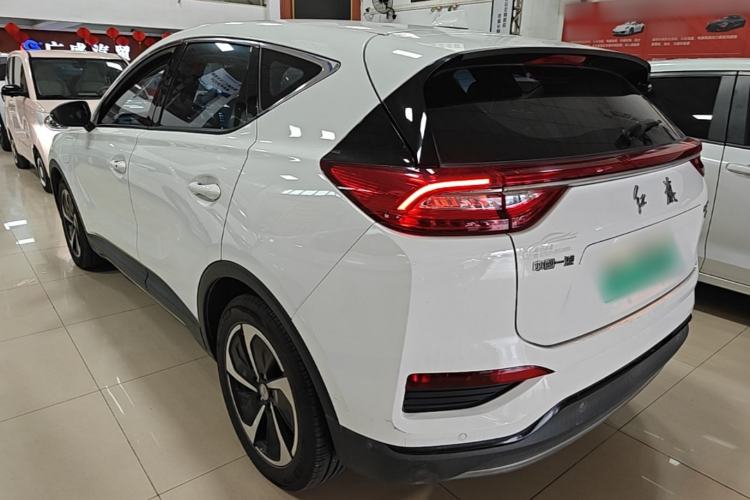 Used Hongqi E-HS3 2019 Zhilian Qiyue Two-Wheel Drive Version Rear Left 45 Deg