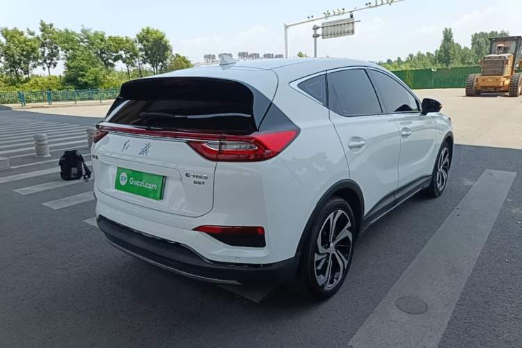Used Hongqi E-HS3 2019 Zhilian Qiyue Two-Wheel Drive Version Rear Right 45 Deg
