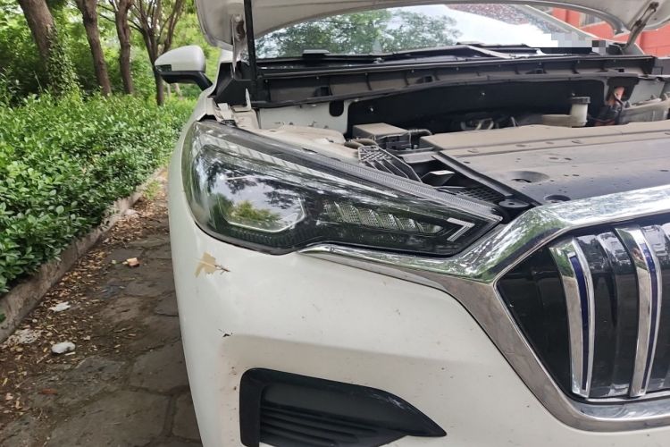Used Hongqi E-HS3 2019 Zhilian Qiyue Two-Wheel Drive Version Right Front Headlight
