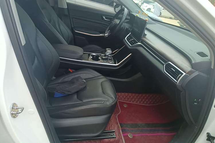 Used Hongqi E-HS3 2019 Zhilian Qiyue Two-Wheel Drive Version Right Front Seat