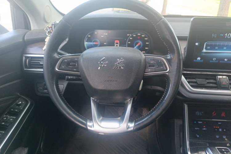 Used Hongqi E-HS3 2019 Zhilian Qiyue Two-Wheel Drive Version Steering Wheel