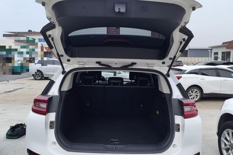 Used Hongqi E-HS3 2019 Zhilian Qiyue Two-Wheel Drive Version Trunk