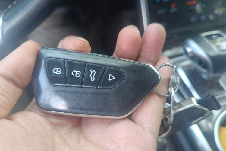 Used Hongqi E-HS3 2019 Zhilian Qiyue Two-Wheel Drive Version Vehicle Key