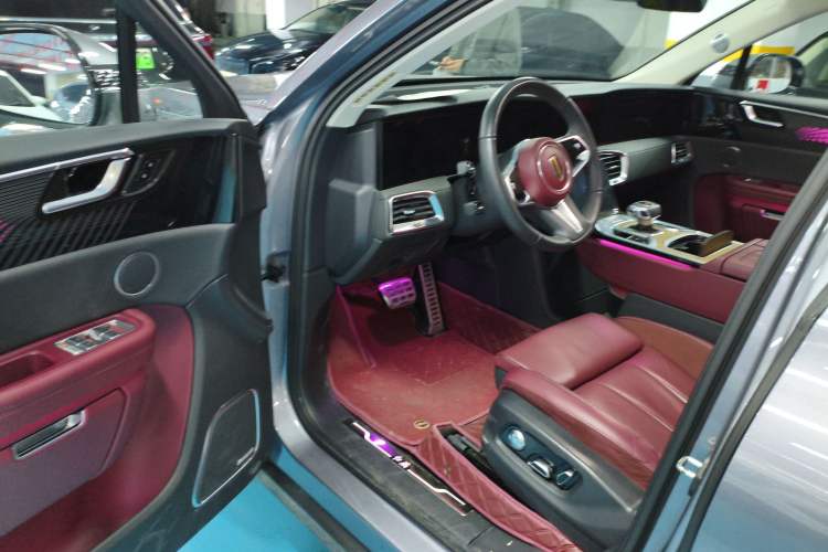Used Hongqi E-HS9 2022 690 km Range Flagship Edition Six Seats Driver Seat