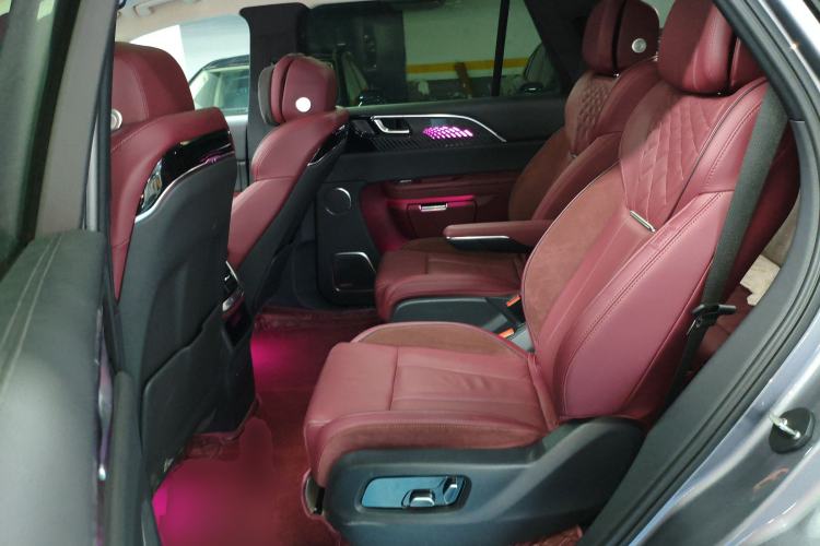 Used Hongqi E-HS9 2022 690 km Range Flagship Edition Six Seats Left Rear Seat