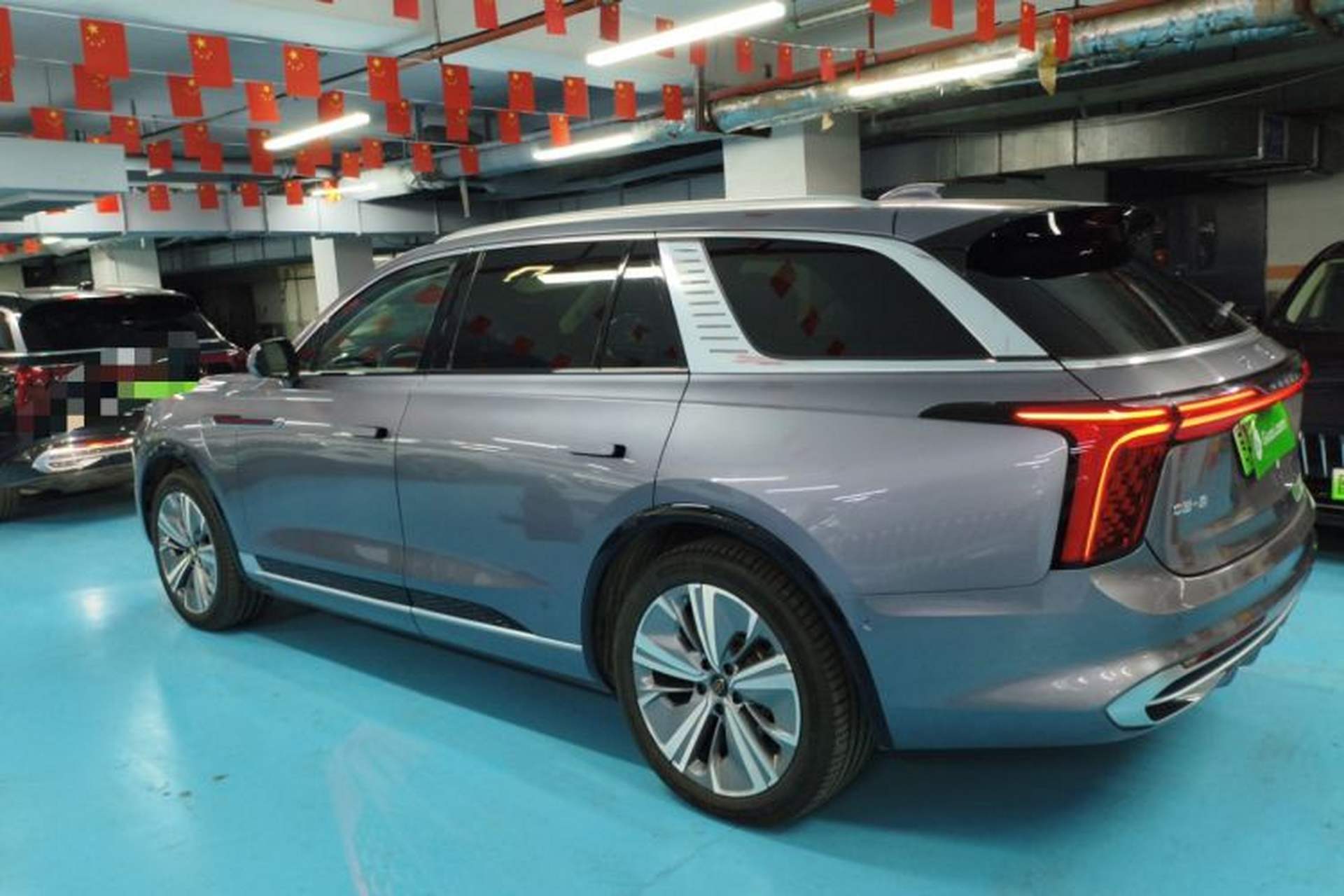 Used Hongqi E-HS9 2022 690 km Range Flagship Edition Six Seats Left Side
