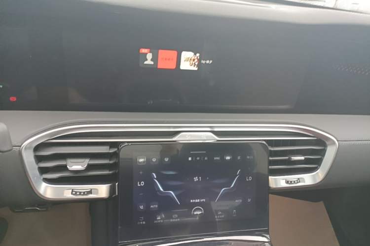 Used Hongqi E-HS9 2021 460 km Range Flagship Edition Six-Seater Audio And AC Panel