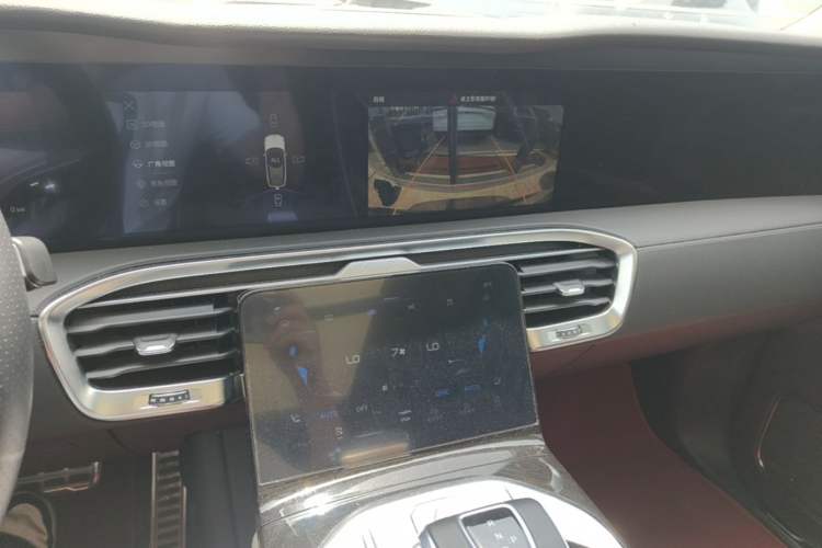 Used Hongqi E-HS9 2021 460 km Range Flagship Edition Six-Seater Audio And AC Panel
