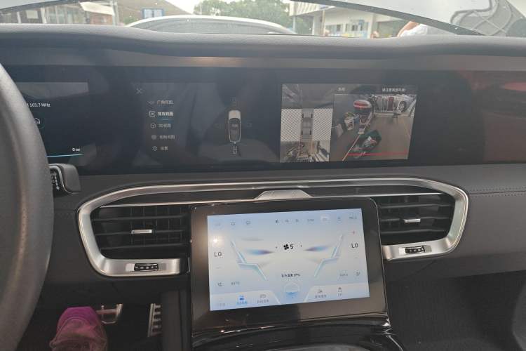 Used Hongqi E-HS9 2021 460 km Range Flagship Edition Six-Seater Audio And AC Panel