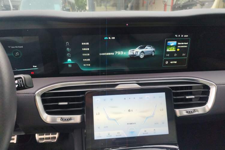 Used Hongqi E-HS9 2021 460 km Range Flagship Edition Six-Seater Audio And AC Panel